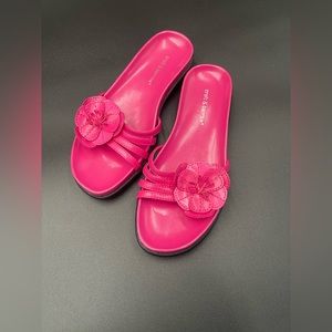 Croft & Barrow Tropic Fuschia Sandals Size 6M